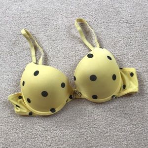 ⭐️LIMITED TIME SALE⭐️ Victoria’s Secret sexy little things push up bra